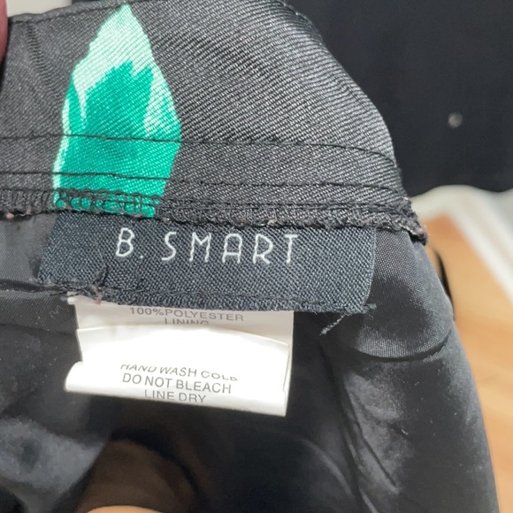 🎉HP🎉B. Smart Skirt💥Final price- on offers, no bundles 💥 - Picture 7 of 8